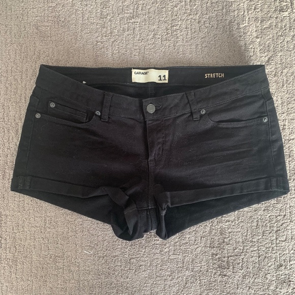 Garage Black Shorts - Picture 1 of 4